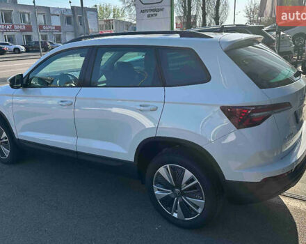 Белый Шкода Karoq, объемом двигателя 1.4 л и пробегом 31 тыс. км за 27730 $, фото 1 на Automoto.ua