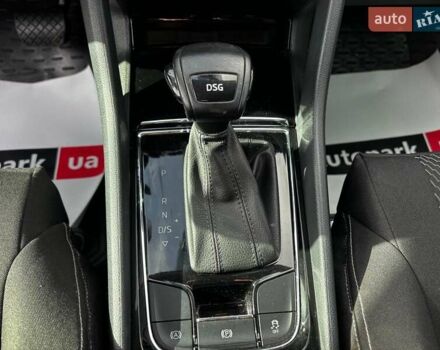 Бежевый Шкода Karoq, объемом двигателя 1.5 л и пробегом 97 тыс. км за 18990 $, фото 22 на Automoto.ua