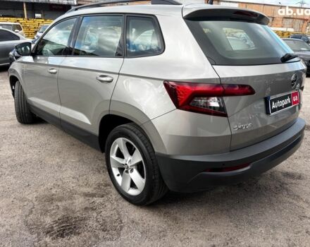 Бежевый Шкода Karoq, объемом двигателя 1.5 л и пробегом 97 тыс. км за 18990 $, фото 4 на Automoto.ua