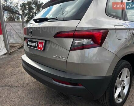 Бежевый Шкода Karoq, объемом двигателя 1.5 л и пробегом 97 тыс. км за 18990 $, фото 11 на Automoto.ua