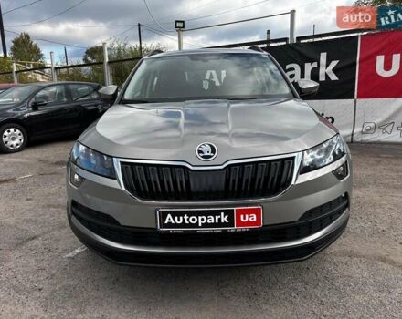 Бежевый Шкода Karoq, объемом двигателя 1.5 л и пробегом 97 тыс. км за 18990 $, фото 1 на Automoto.ua