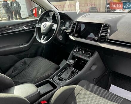 Бежевый Шкода Karoq, объемом двигателя 1.5 л и пробегом 97 тыс. км за 18990 $, фото 17 на Automoto.ua