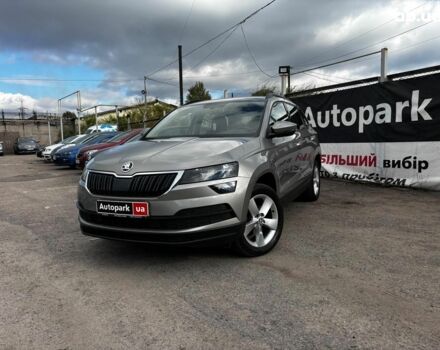 Бежевый Шкода Karoq, объемом двигателя 1.5 л и пробегом 97 тыс. км за 18990 $, фото 1 на Automoto.ua