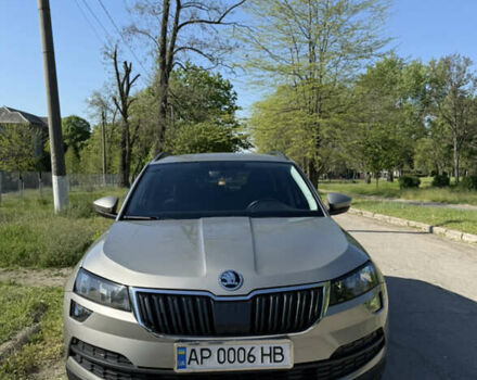Бежевий Шкода Karoq, об'ємом двигуна 1.5 л та пробігом 111 тис. км за 18000 $, фото 1 на Automoto.ua