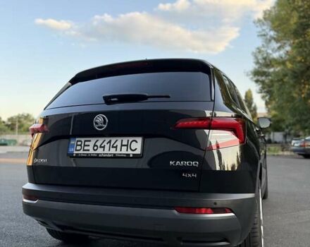 Чорний Шкода Karoq, об'ємом двигуна 2 л та пробігом 110 тис. км за 22950 $, фото 5 на Automoto.ua