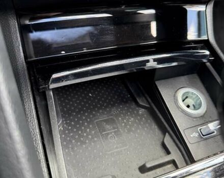 Чорний Шкода Karoq, об'ємом двигуна 2 л та пробігом 110 тис. км за 22950 $, фото 26 на Automoto.ua