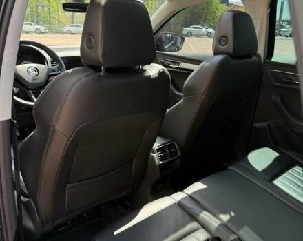 Чорний Шкода Karoq, об'ємом двигуна 2 л та пробігом 110 тис. км за 22950 $, фото 21 на Automoto.ua