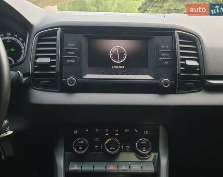 Черный Шкода Karoq, объемом двигателя 1.5 л и пробегом 145 тыс. км за 18500 $, фото 11 на Automoto.ua