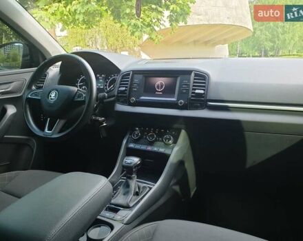 Черный Шкода Karoq, объемом двигателя 1.5 л и пробегом 145 тыс. км за 18500 $, фото 8 на Automoto.ua