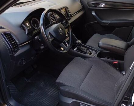 Чорний Шкода Karoq, об'ємом двигуна 0 л та пробігом 202 тис. км за 22800 $, фото 7 на Automoto.ua
