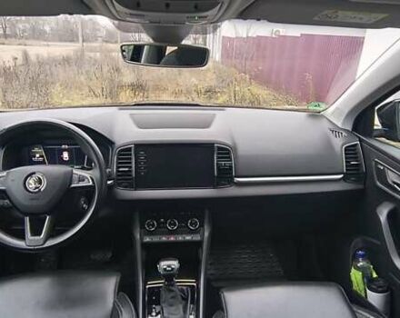 Чорний Шкода Karoq, об'ємом двигуна 1.6 л та пробігом 168 тис. км за 22100 $, фото 7 на Automoto.ua