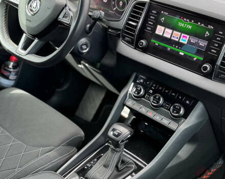 Чорний Шкода Karoq, об'ємом двигуна 1.6 л та пробігом 169 тис. км за 25500 $, фото 7 на Automoto.ua