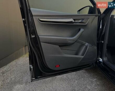 Черный Шкода Karoq, объемом двигателя 1.4 л и пробегом 87 тыс. км за 22200 $, фото 21 на Automoto.ua