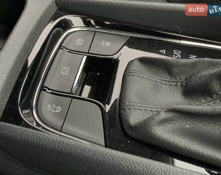 Черный Шкода Karoq, объемом двигателя 1.5 л и пробегом 232 тыс. км за 19155 $, фото 39 на Automoto.ua