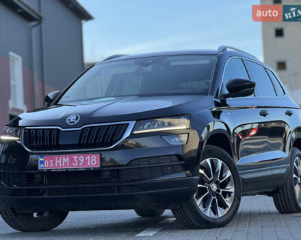 Чорний Шкода Karoq, об'ємом двигуна 2 л та пробігом 187 тис. км за 23499 $, фото 3 на Automoto.ua