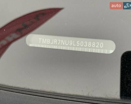 Черный Шкода Karoq, объемом двигателя 1.5 л и пробегом 232 тыс. км за 19155 $, фото 60 на Automoto.ua