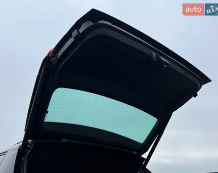 Чорний Шкода Karoq, об'ємом двигуна 2 л та пробігом 154 тис. км за 26105 $, фото 34 на Automoto.ua