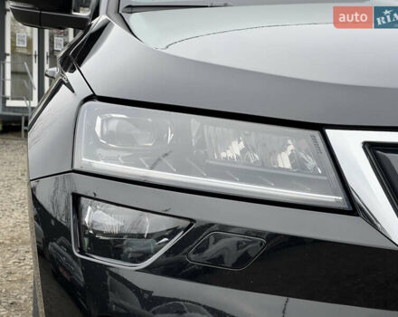 Чорний Шкода Karoq, об'ємом двигуна 2 л та пробігом 154 тис. км за 26105 $, фото 13 на Automoto.ua