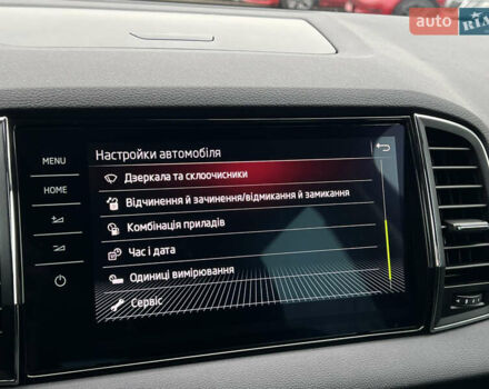 Чорний Шкода Karoq, об'ємом двигуна 2 л та пробігом 154 тис. км за 26105 $, фото 77 на Automoto.ua