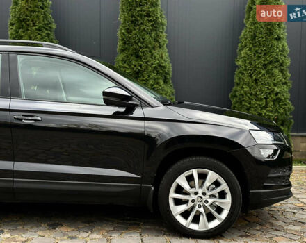 Черный Шкода Karoq, объемом двигателя 1.4 л и пробегом 125 тыс. км за 21799 $, фото 38 на Automoto.ua