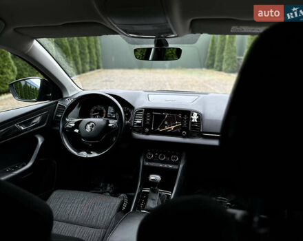 Черный Шкода Karoq, объемом двигателя 1.4 л и пробегом 125 тыс. км за 21799 $, фото 56 на Automoto.ua