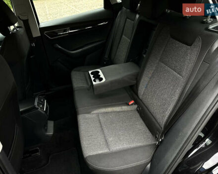 Черный Шкода Karoq, объемом двигателя 1.4 л и пробегом 125 тыс. км за 21799 $, фото 54 на Automoto.ua