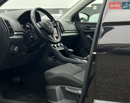 Чорний Шкода Karoq, об'ємом двигуна 2 л та пробігом 154 тис. км за 26105 $, фото 23 на Automoto.ua