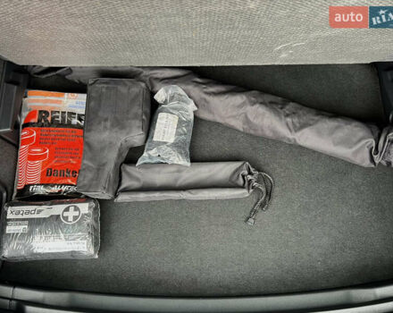 Чорний Шкода Karoq, об'ємом двигуна 2 л та пробігом 154 тис. км за 26105 $, фото 35 на Automoto.ua