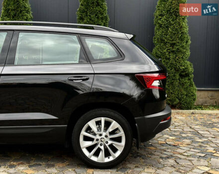 Черный Шкода Karoq, объемом двигателя 1.4 л и пробегом 125 тыс. км за 21799 $, фото 13 на Automoto.ua