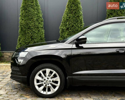 Черный Шкода Karoq, объемом двигателя 1.4 л и пробегом 125 тыс. км за 21799 $, фото 12 на Automoto.ua