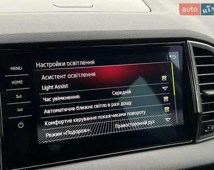 Чорний Шкода Karoq, об'ємом двигуна 2 л та пробігом 154 тис. км за 26105 $, фото 71 на Automoto.ua