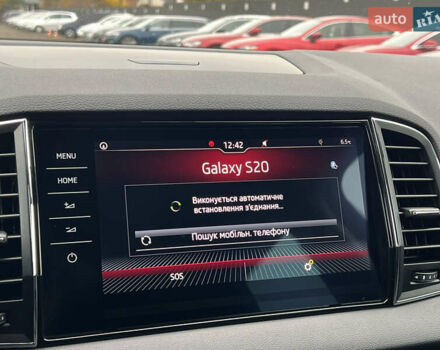 Чорний Шкода Karoq, об'ємом двигуна 2 л та пробігом 154 тис. км за 26105 $, фото 66 на Automoto.ua