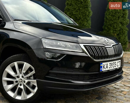 Черный Шкода Karoq, объемом двигателя 1.4 л и пробегом 125 тыс. км за 21799 $, фото 1 на Automoto.ua