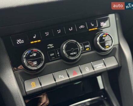 Чорний Шкода Karoq, об'ємом двигуна 1.4 л та пробігом 69 тис. км за 25999 $, фото 30 на Automoto.ua