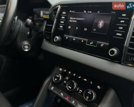 Черный Шкода Karoq, объемом двигателя 1.4 л и пробегом 69 тыс. км за 25990 $, фото 33 на Automoto.ua