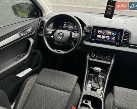 Чорний Шкода Karoq, об'ємом двигуна 1.4 л та пробігом 69 тис. км за 25999 $, фото 42 на Automoto.ua