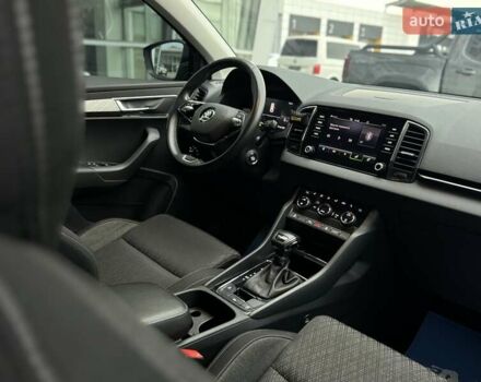 Черный Шкода Karoq, объемом двигателя 1.4 л и пробегом 69 тыс. км за 25990 $, фото 30 на Automoto.ua