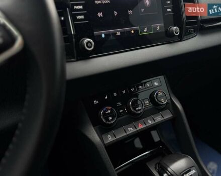 Черный Шкода Karoq, объемом двигателя 1.4 л и пробегом 69 тыс. км за 25990 $, фото 39 на Automoto.ua