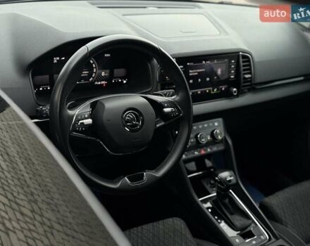 Черный Шкода Karoq, объемом двигателя 1.4 л и пробегом 69 тыс. км за 25990 $, фото 24 на Automoto.ua