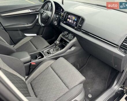 Черный Шкода Karoq, объемом двигателя 1.4 л и пробегом 69 тыс. км за 25499 $, фото 43 на Automoto.ua