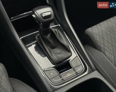 Чорний Шкода Karoq, об'ємом двигуна 1.4 л та пробігом 69 тис. км за 25999 $, фото 36 на Automoto.ua
