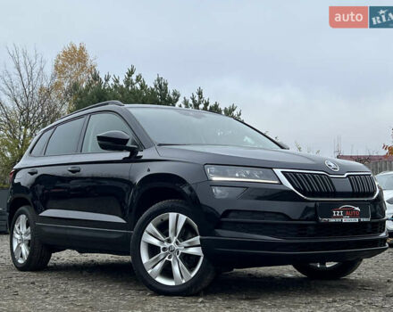 Черный Шкода Karoq, объемом двигателя 2 л и пробегом 154 тыс. км за 26105 $, фото 1 на Automoto.ua