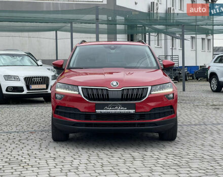 Красный Шкода Karoq, объемом двигателя 0 л и пробегом 138 тыс. км за 19900 $, фото 1 на Automoto.ua