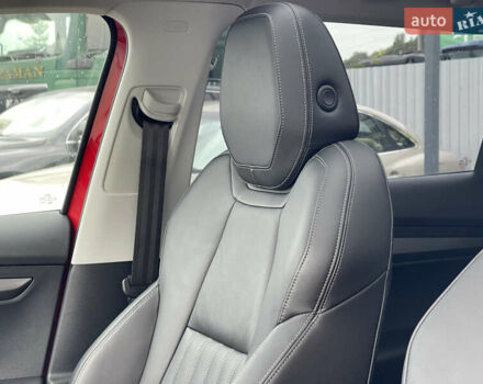 Красный Шкода Karoq, объемом двигателя 0 л и пробегом 138 тыс. км за 19900 $, фото 48 на Automoto.ua