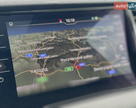 Красный Шкода Karoq, объемом двигателя 0 л и пробегом 138 тыс. км за 19900 $, фото 56 на Automoto.ua