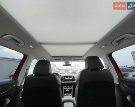 Красный Шкода Karoq, объемом двигателя 0 л и пробегом 138 тыс. км за 19900 $, фото 30 на Automoto.ua