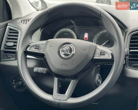 Красный Шкода Karoq, объемом двигателя 0 л и пробегом 138 тыс. км за 19900 $, фото 40 на Automoto.ua