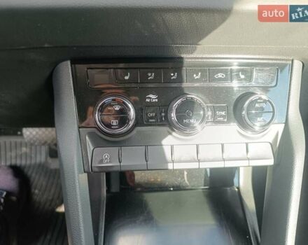 Шкода Karoq, объемом двигателя 1.5 л и пробегом 52 тыс. км за 8600 $, фото 10 на Automoto.ua