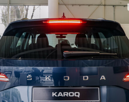 купить новое авто Шкода Karoq 2023 года от официального дилера Моторкрафт Шкода фото