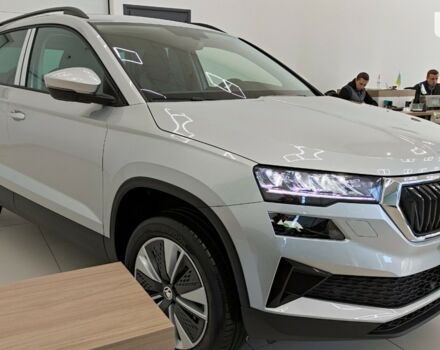 Шкода Karoq, об'ємом двигуна 1.4 л та пробігом 0 тис. км за 31425 $, фото 13 на Automoto.ua